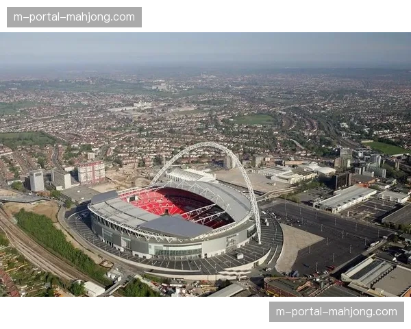 温布利球场启动草皮与排水系统升级，以应对未来欧战决赛的高强度攻防节奏。
